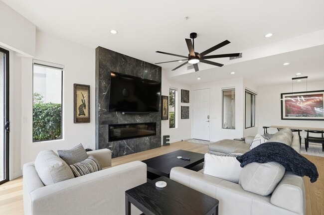 Photo - Luxury Townhome in Gainey Ranch
