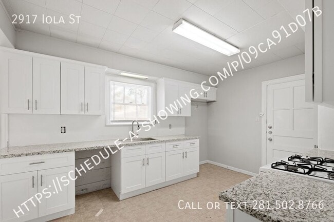 Photo - 2917 Iola St