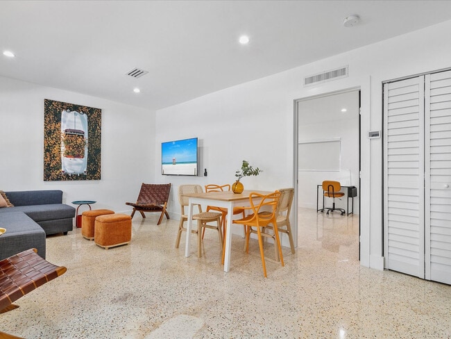 Building Photo - 258 NW 57th St Rental