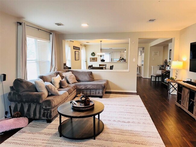 Photo - 15839 Kings Cypress Ln