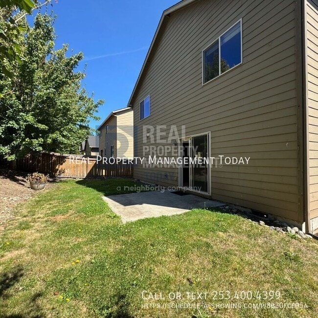 Photo - 3611 Loren St NE