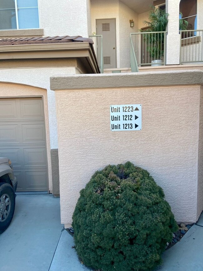 Building Photo - The Fairways at Wingfield Springs ground floor condo