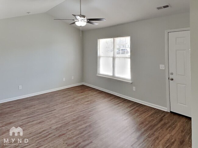 Photo - 5511 Windy Valley Dr