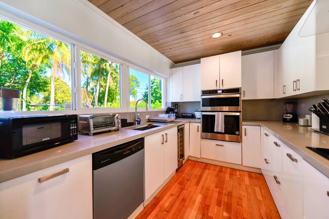 6735 SW 52nd St Unit SI FL1-ID1022285P