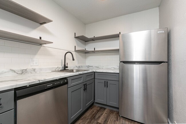 7M4A5836-Edit - Walnut Apartments