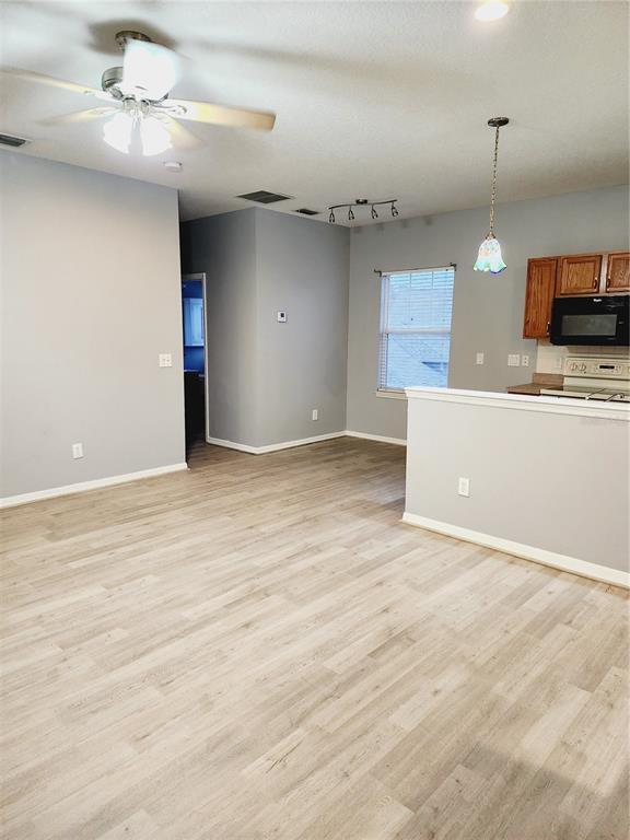 Photo - 1014 Persimmon St Unidad B