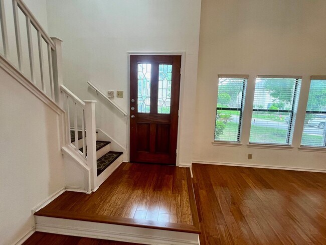 Photo - Spacious 3 Bedroom/2.5 Bath home with Large Game Room and Fabulous Deck ~ Move in Ready!