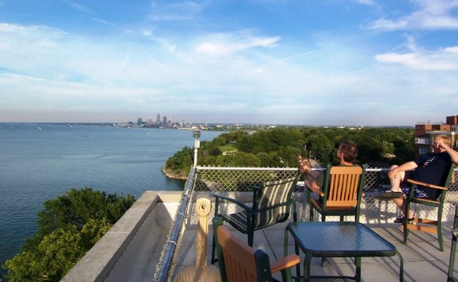 Roof top patio - 11820 Edgewater Dr Unit 407