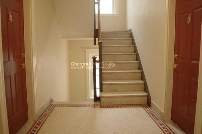 Building Photo - 1 Chauncy St Unit 2 Rental