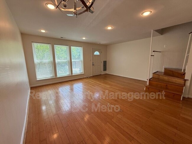 Photo - 1125 Harvard St NW