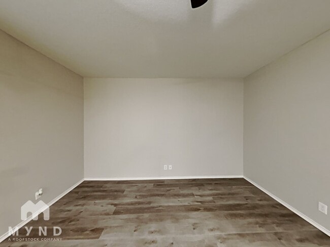 Photo - 10407 Lupine Canyon