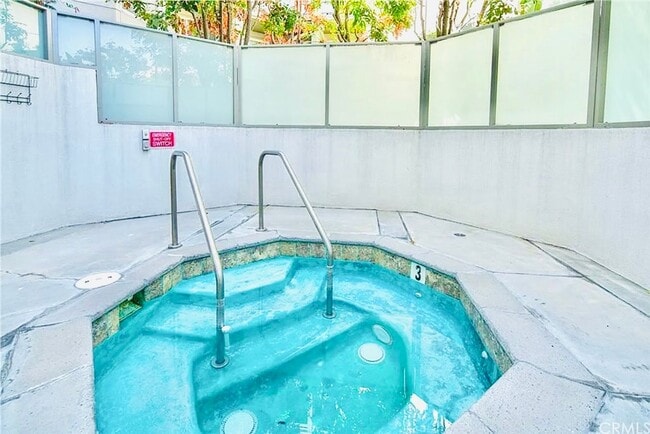 Photo - S. Hudson Ave #113 Unit 113