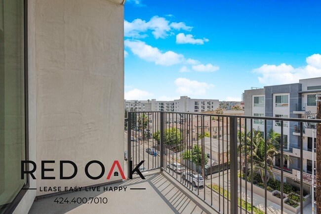 Photo - ~4 Weeks Free~ +$500 Look & Lease Special!... Unit 511