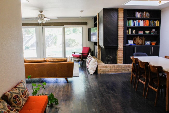 Photo - 3518 41st St