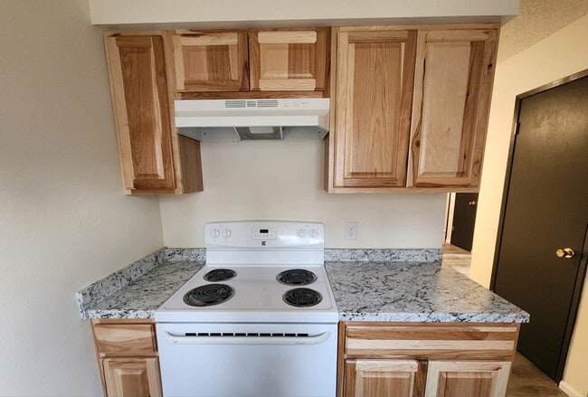 Photo - 609 E Homestead Pl