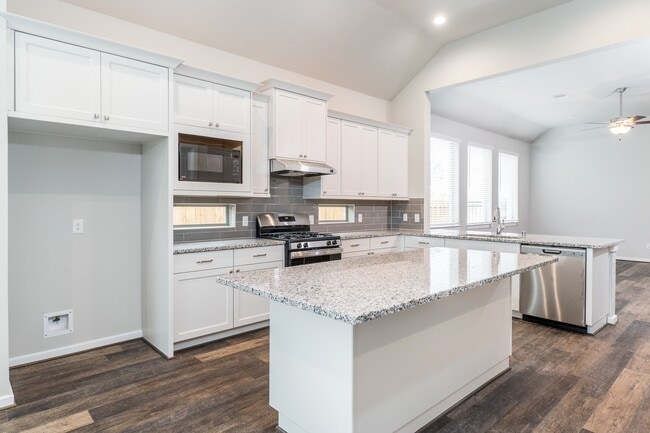Photo - 27054 Golden Knoll Dr