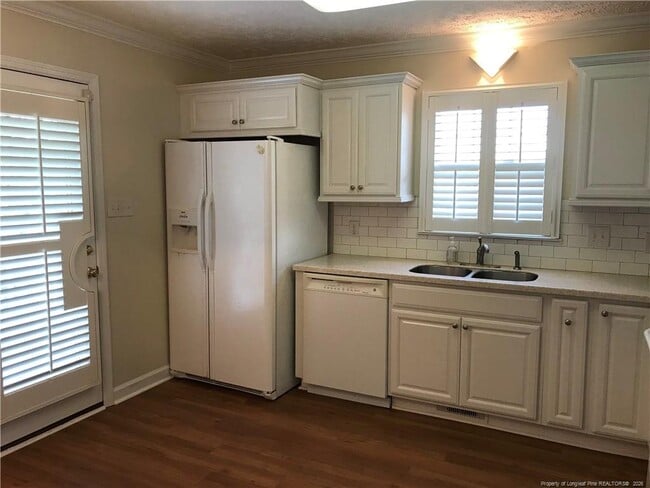 Photo - 614 Amberdale W Cir