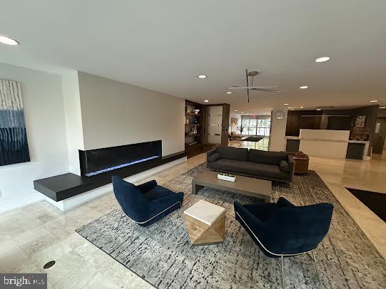 4977 Battery Ln Unit 203