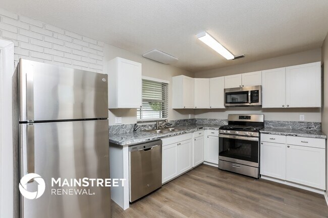 Photo - 6923 Yucatan Dr