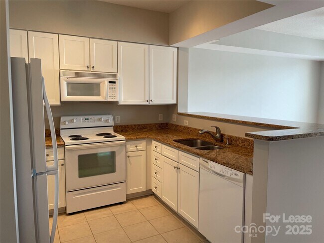 Photo - 1315 East Blvd Unit 512