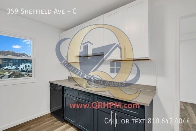 Photo - 359 Sheffield Ave Unit C