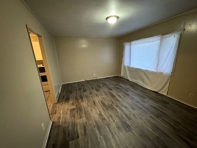 Photo - 739 Sherman Ave