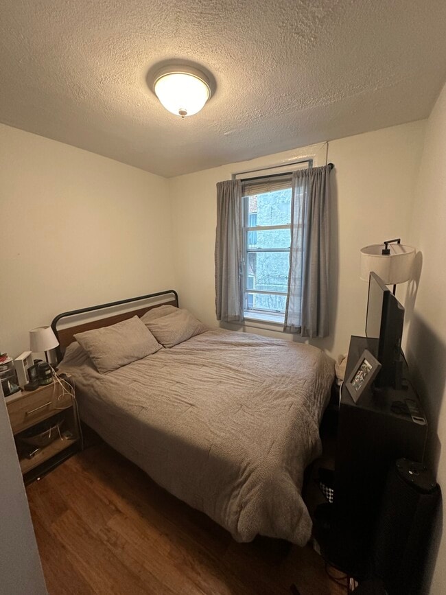 Photo - 137 Endicott St Unit 3B