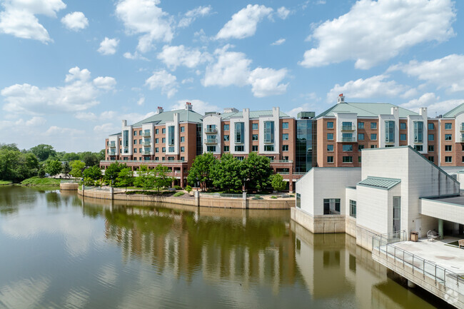 Encore Village of Schaumburg - Encore Village of Schaumburg Apartments