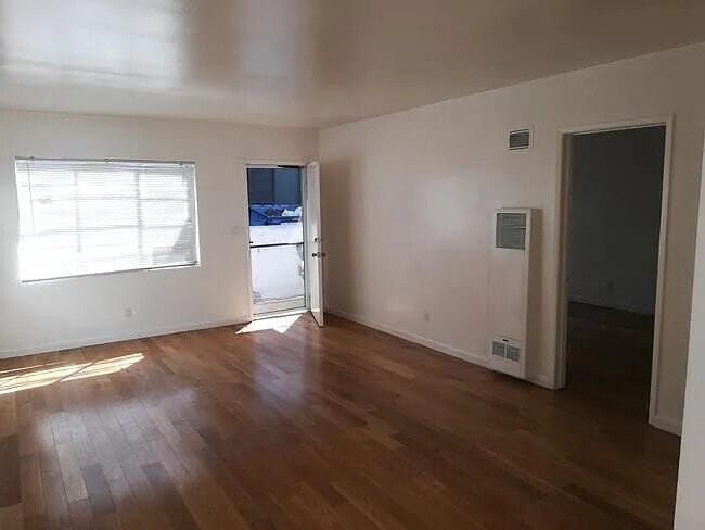 Building Photo - 1342 Yale St Unit B Rental