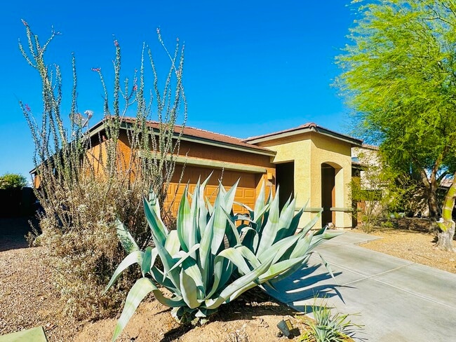 Photo - 1145 E Madera Grove Ln