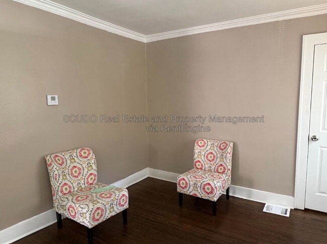 Photo - 2407 E 68th Terrace