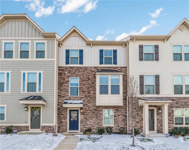 Photo - 424 Fairmont Dr