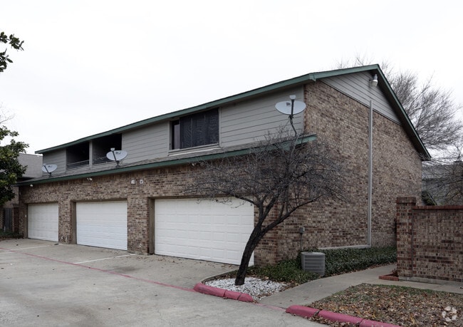 Photo - Kendalwood Apartments
