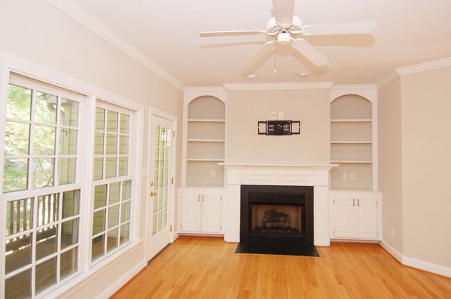 Photo - 1327 Cameron View Ct