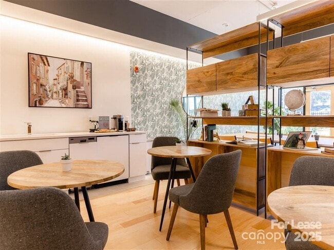 Photo - 1824 N Brevard St Unit 3A