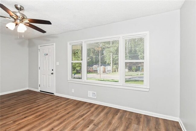 Photo - 1598 San Gabriel Ave