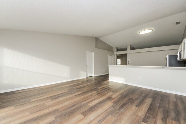 Photo - 232 Tiffany Ct