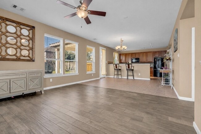 Photo - 1615 Bel Riposo Ln