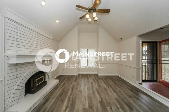 3 Bedroom Pet-Friendly Home in Memphis, TN with Main Street Renewal