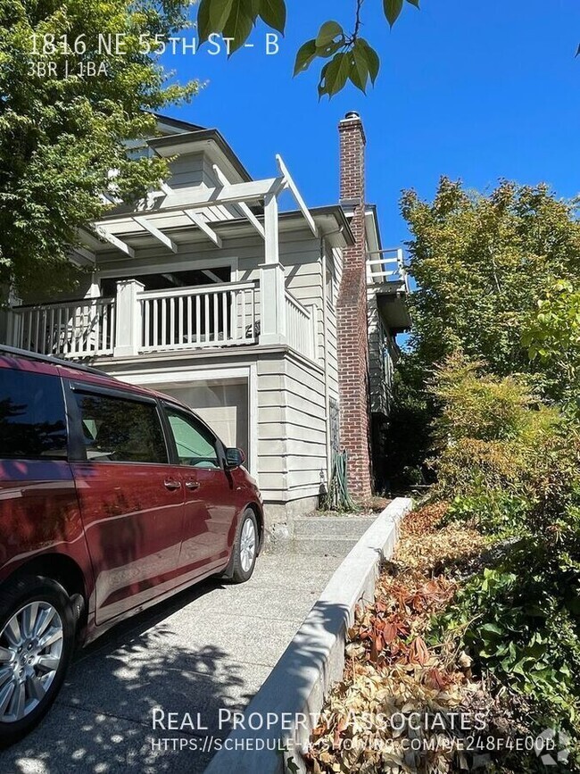 Building Photo - 1816 NE 55th St Unit B Rental