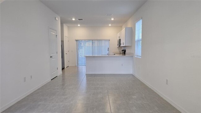 Photo - 3004 Skyline Lp