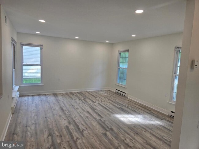 Photo - 30 Cotherstone Dr