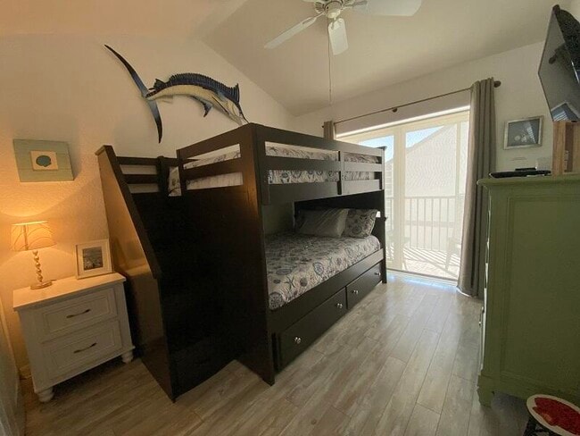 343 Ocean Park Ln Unit V110