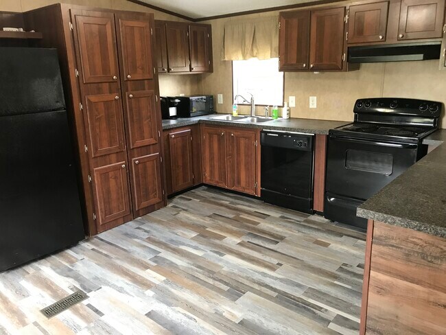 Photo - 6605 Gene Ball Dr