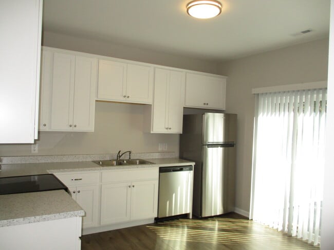 Photo - 91 Cunningham Rd Unit Cunningham Apartments