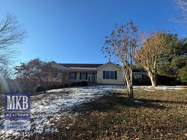 Lovely Ranch in South Roanoke - Lovely Ranch in South Roanoke Casa