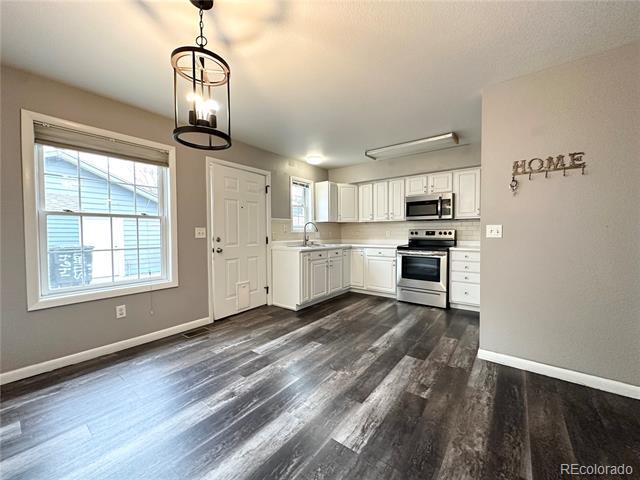 Photo - 1464 Stuart St