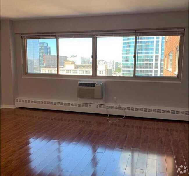 Building Photo - 2101 Chestnut St Unit 1626 Rental