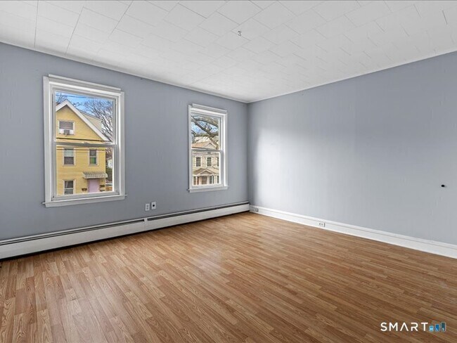 Photo - 191 Willow St Unit (Second Floor)