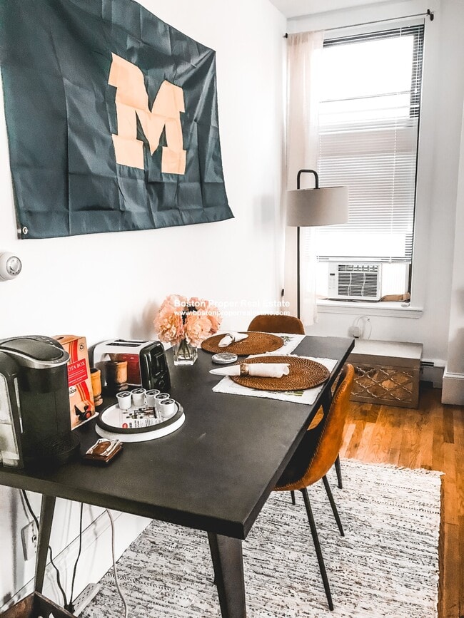 Photo - 49 Gloucester